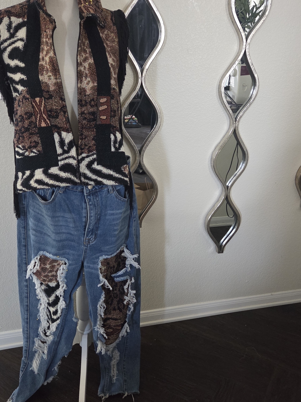 Frayed Patchwork Jeans Set - Picture 2 of 4